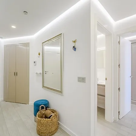 Blue Gold Escape - Ocean View, Airco, Heated Pool شقة *