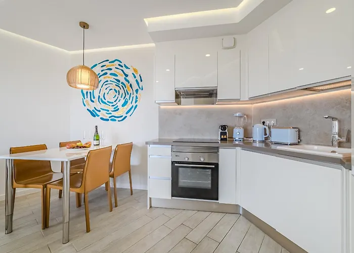 Blue Gold Escape - Ocean View, Airco, Heated Pool Apartmán